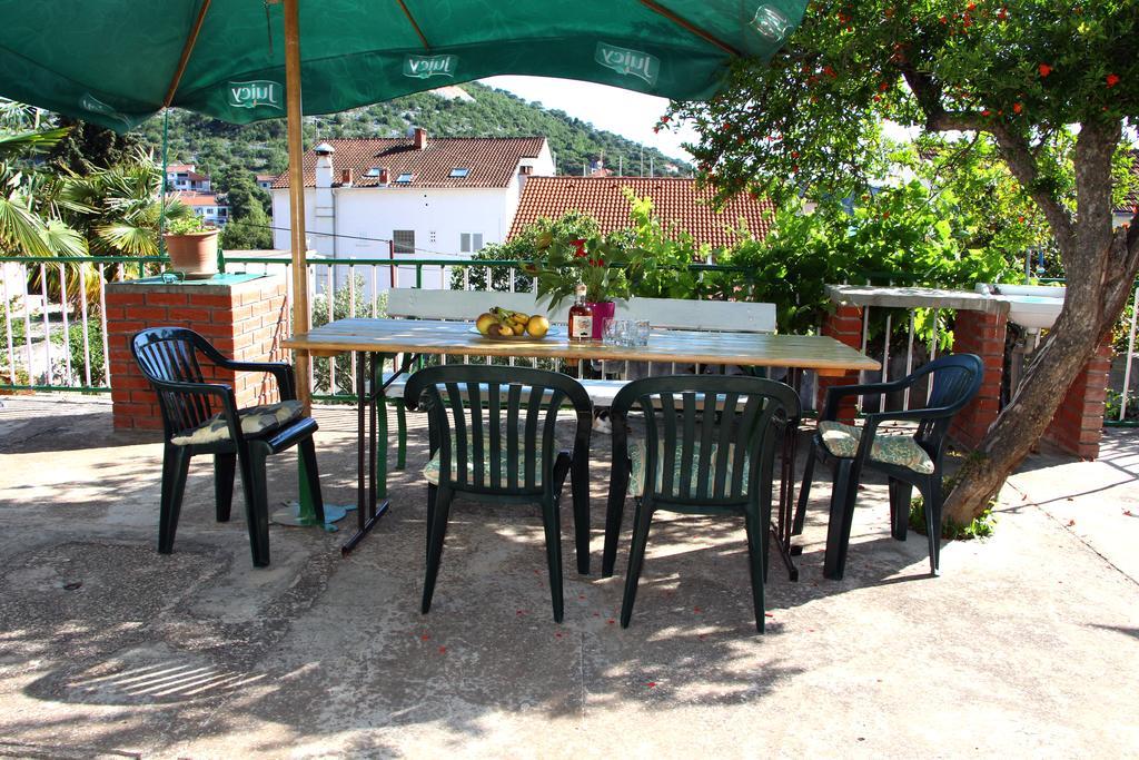 Apartments Villa Russo Tisno Zewnętrze zdjęcie